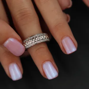 Srebrni prsten sa dva reda cirkona