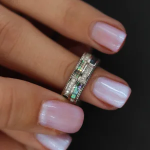 Srebrni prsten sa pravougaonicima u boji i cirkonima