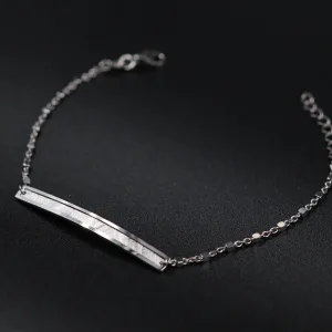 Srebrna narukvica sa duzom plocicom