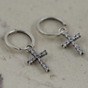 Srebrne visece mindjuse sa krsticima