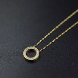 Srebrna pozlacena ogrlica sa motivom kruga ''Open circle''